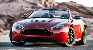 Aston Martin introduit la V12 Vantage S Roadster 2015