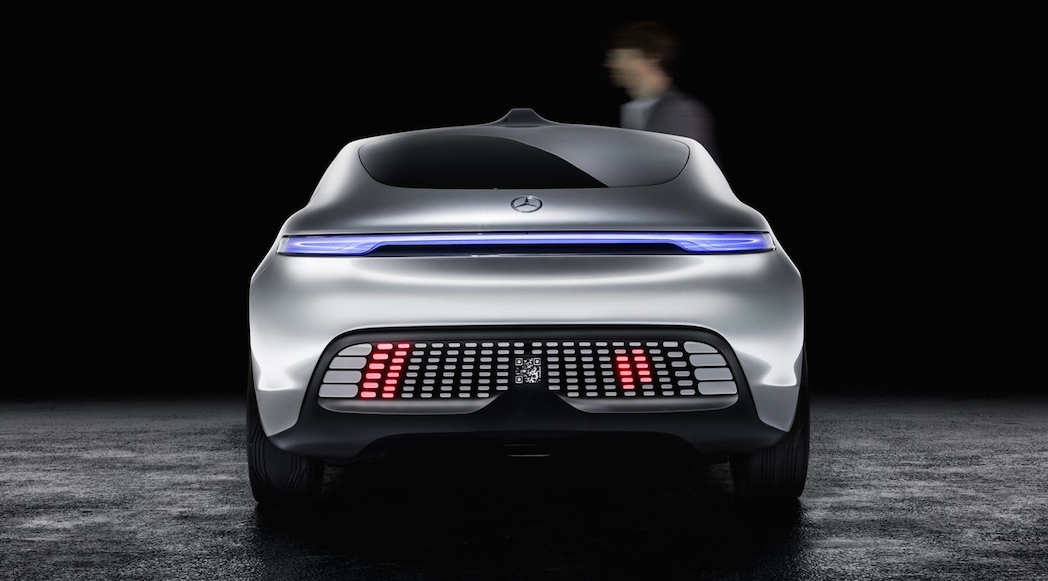 27-2015-Mercedes-Benz-F 015-Luxury in Motion Concept