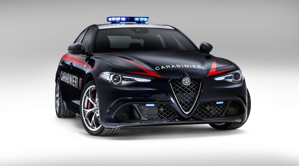 L Alfa Romeo Giulia Passe Aux Carabinieri Luxury Car